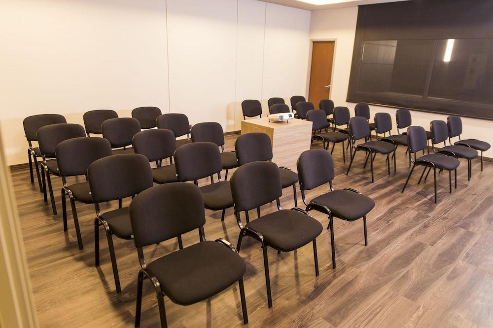 City Express Junior By Marriott Puebla Finsa Екстер'єр фото