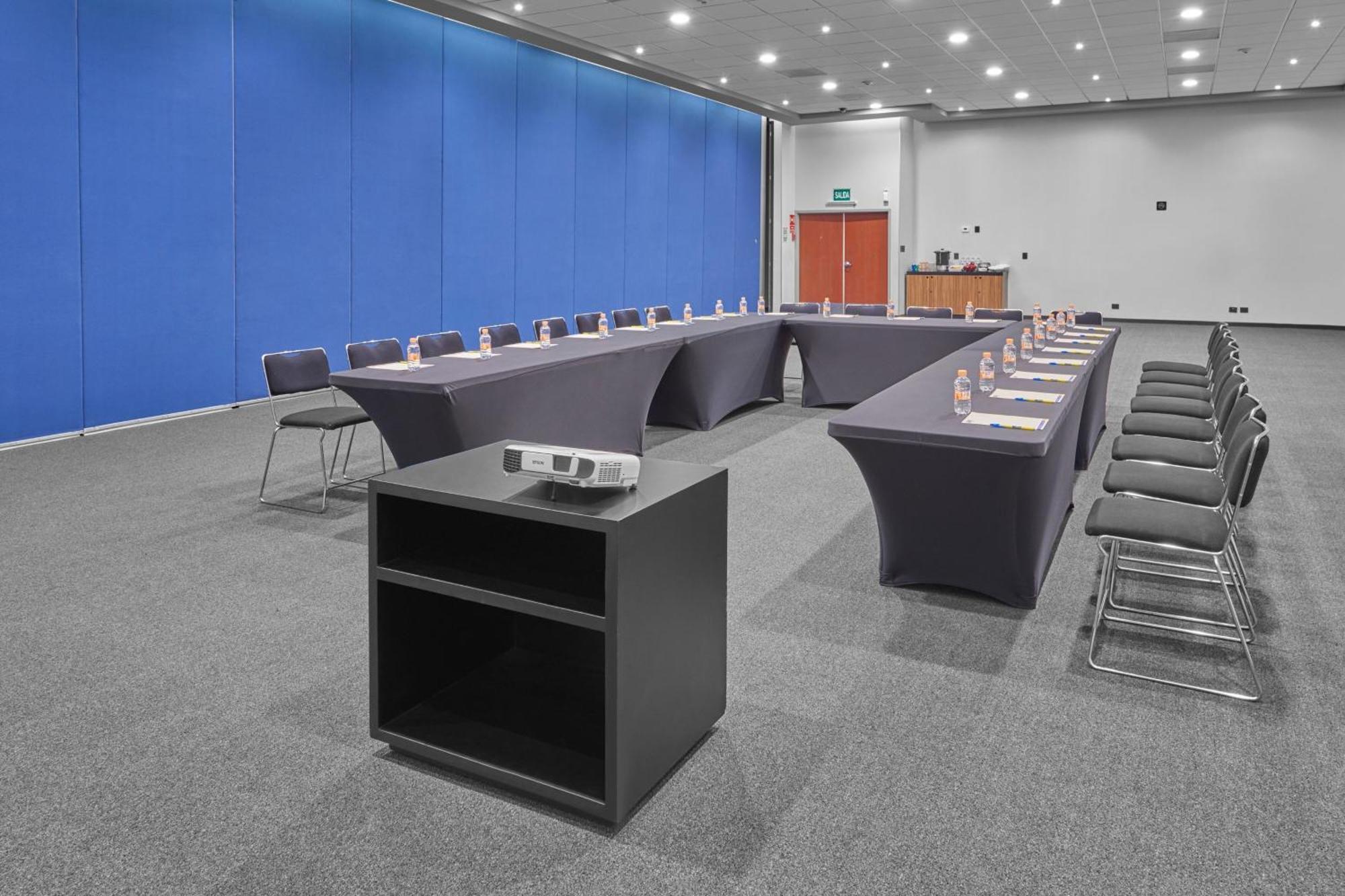 City Express Junior By Marriott Puebla Finsa Екстер'єр фото