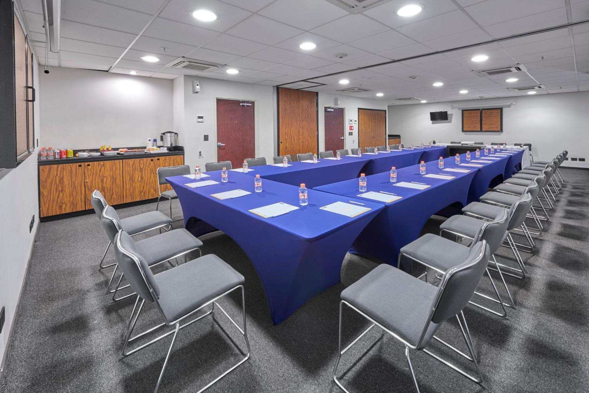 City Express Junior By Marriott Puebla Finsa Екстер'єр фото