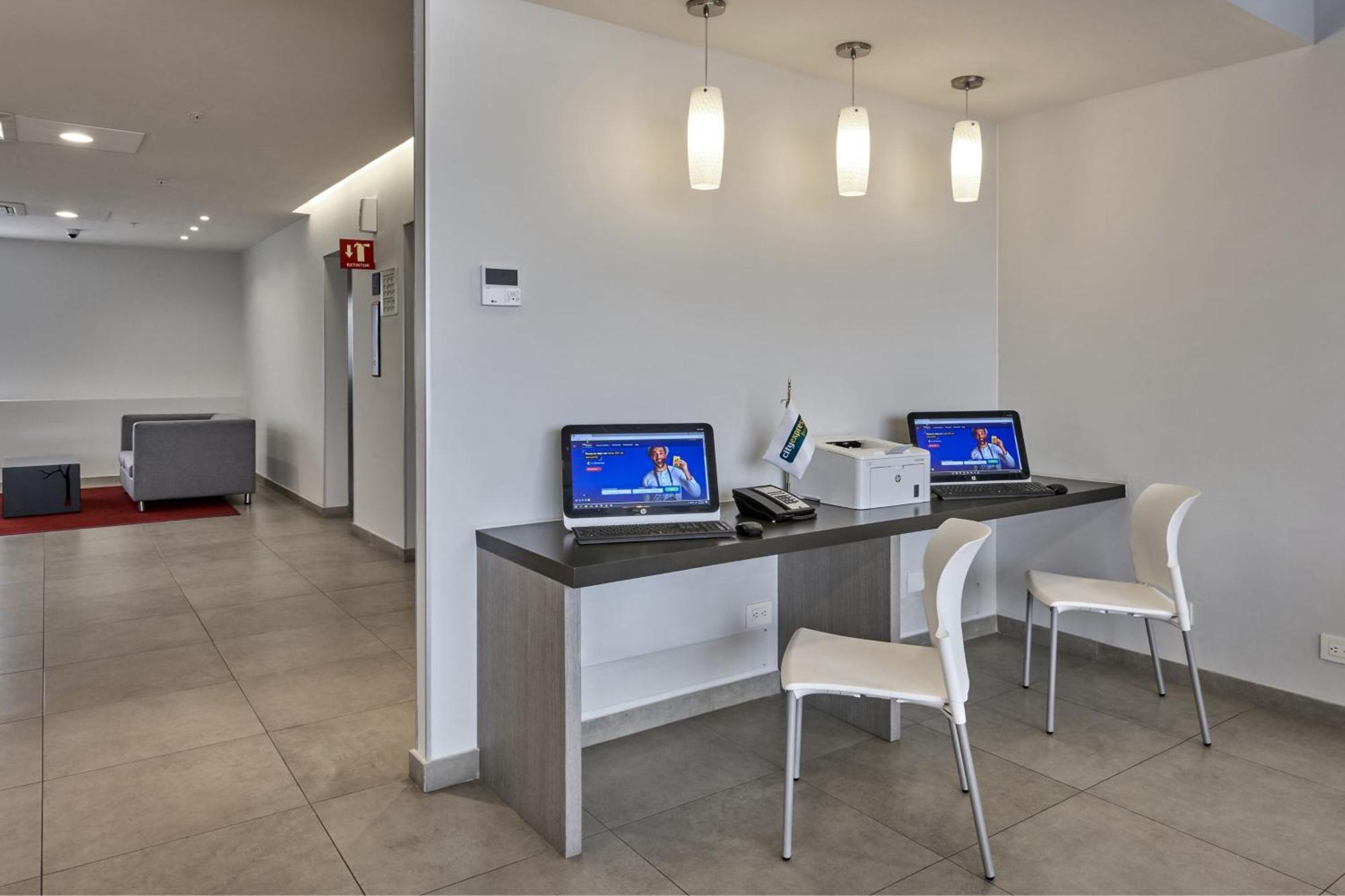 City Express Junior By Marriott Puebla Finsa Екстер'єр фото