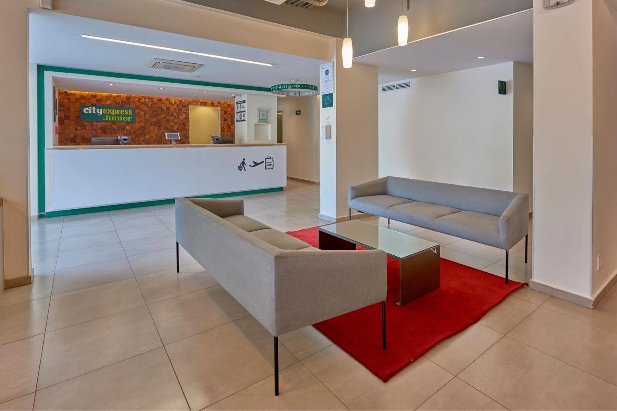 City Express Junior By Marriott Puebla Finsa Екстер'єр фото