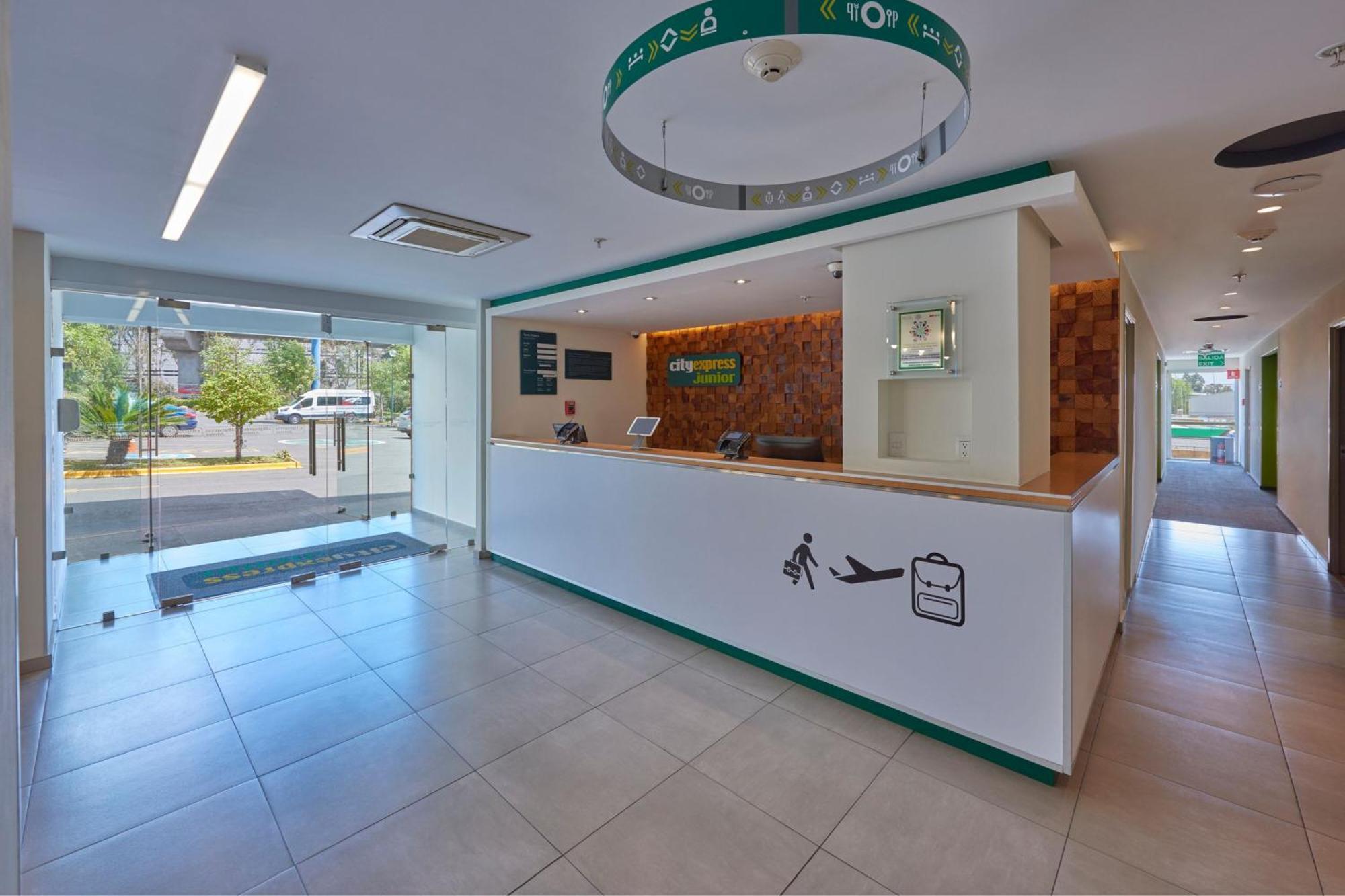 City Express Junior By Marriott Puebla Finsa Екстер'єр фото