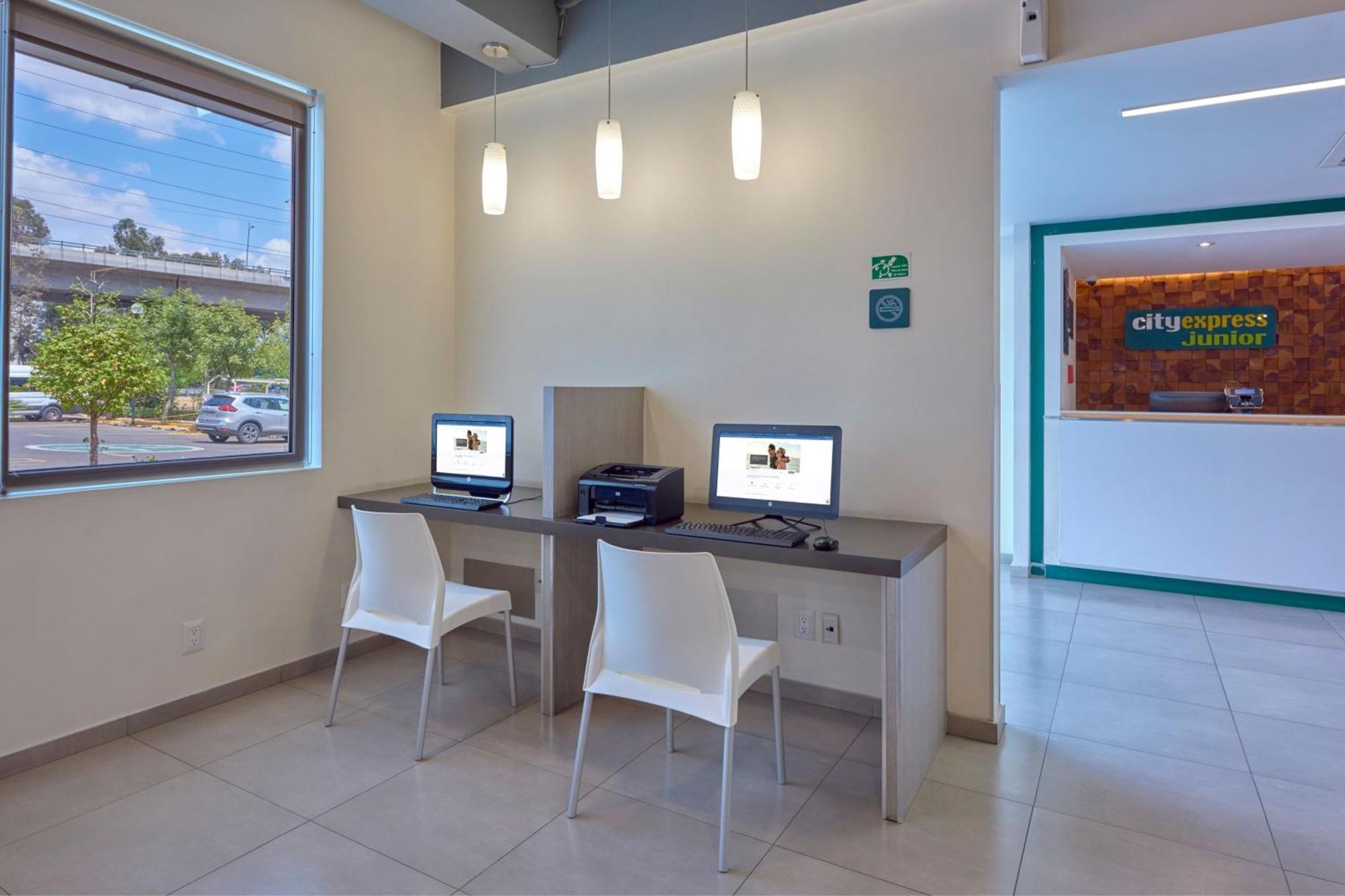 City Express Junior By Marriott Puebla Finsa Екстер'єр фото