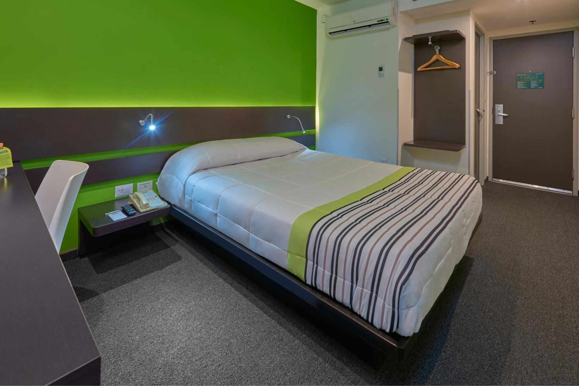 City Express Junior By Marriott Puebla Finsa Екстер'єр фото
